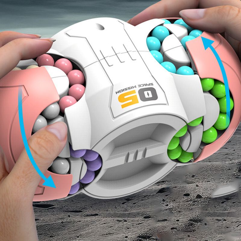 Best gift  - Eight-sided Magic Bean Cube Fidget Spinner Toy