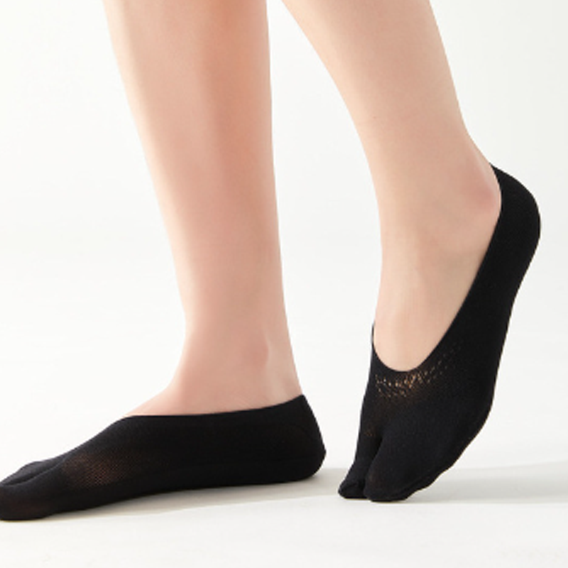 🎉🔥 ¡Compra 1 y llévate 1 GRATIS! 🧦 Calcetines de Verano de Cinco Dedos – Frescos, Cómodos y Perfectos para Mujer y Hombre ✨💖