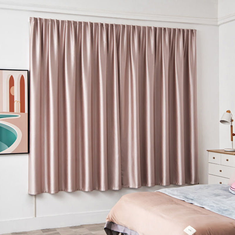 Cortina opaca autoadhesiva para dormitorio